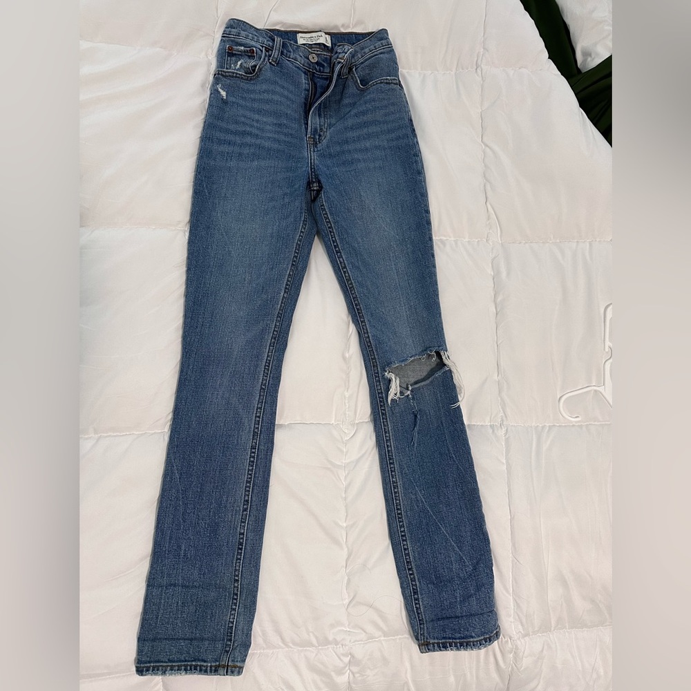 90s Slim Straight Ultra High Rise Jeans